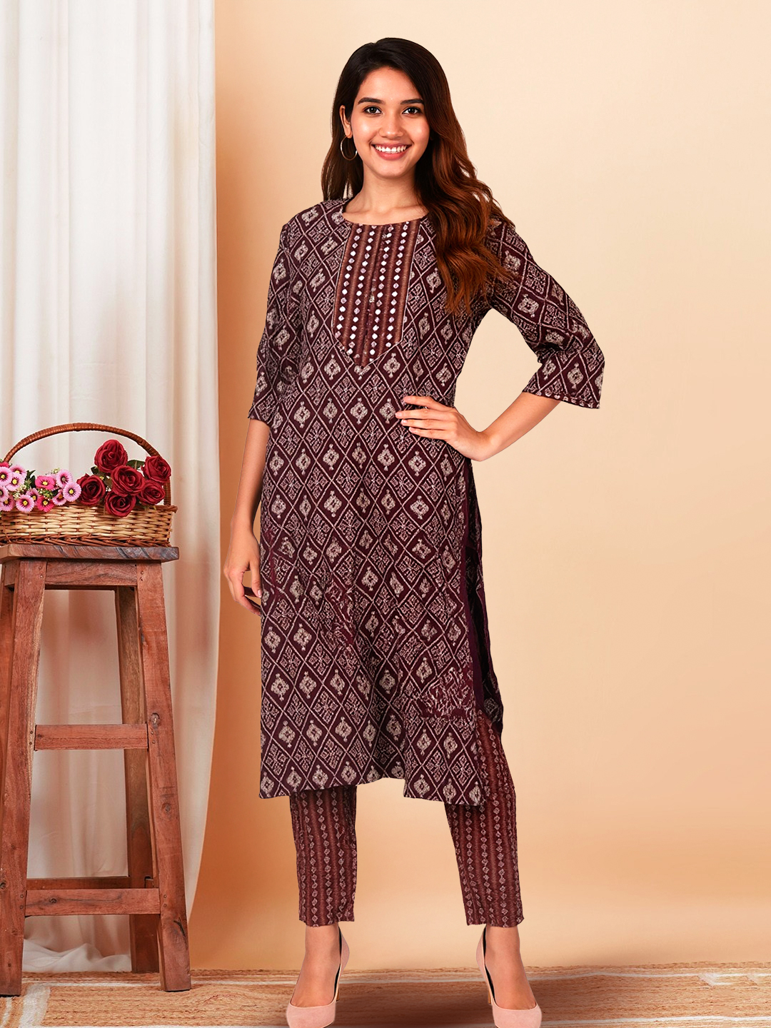 Picture of Elegant  Diamond and Floral Printed Straight Kurta with Pant Set
